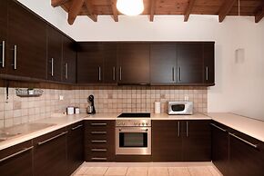 MTC-NS Apartments by the Airport