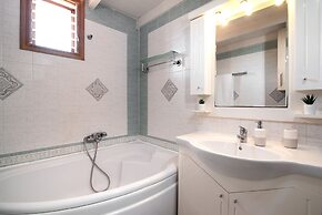 MTC-NS Apartments by the Airport