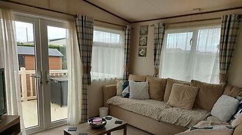 149 Unity Beach 6 Berth Encl Garden no Pets