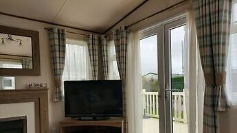 149 Unity Beach 6 Berth Encl Garden no Pets