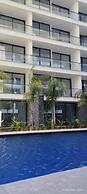 23 Grand Sapphire 2 Bedrooms 2 Shower, Pool, Beach