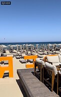 23 Grand Sapphire 2 Bedrooms 2 Shower, Pool, Beach