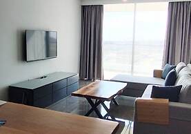 23 Grand Sapphire 2 Bedrooms 2 Shower, Pool, Beach