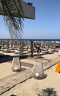 23 Grand Sapphire 2 Bedrooms 2 Shower, Pool, Beach