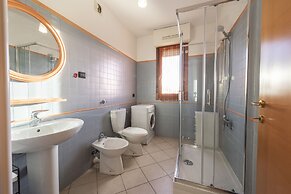 Leopolda Modern by Mmega