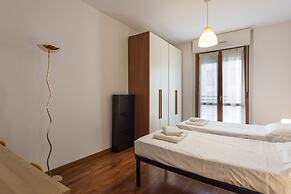 Leopolda Modern by Mmega