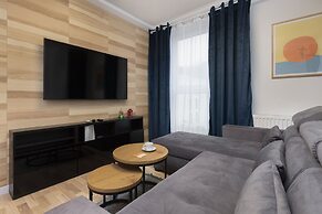 Gdynia Nadmorskie Tarasy by Renters