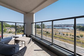 Gdynia Nadmorskie Tarasy by Renters