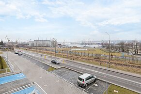 Gdynia Nadmorskie Tarasy by Renters