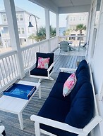 Sugar Beach Retreat 4 Bedroom Home by RedAwning