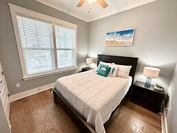 Sugar Beach Retreat 4 Bedroom Home by RedAwning