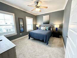 Sugar Beach Retreat 4 Bedroom Home by RedAwning