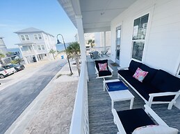 Sugar Beach Retreat 4 Bedroom Home by RedAwning