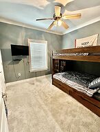 Sugar Beach Retreat 4 Bedroom Home by RedAwning