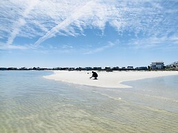 Sugar Beach Retreat 4 Bedroom Home by RedAwning