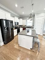 Sugar Beach Retreat 4 Bedroom Home by RedAwning