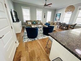 Sugar Beach Retreat 4 Bedroom Home by RedAwning