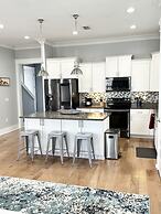 Sugar Beach Retreat 4 Bedroom Home by RedAwning