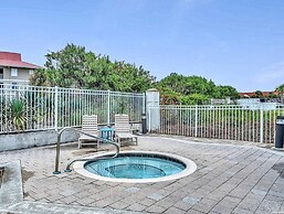 Sugar Beach Retreat 4 Bedroom Home by RedAwning