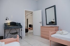 Luxury maisonette in Ilioupoli