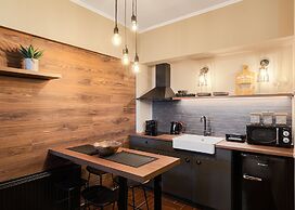 GM Luxury Suites Kalavryta