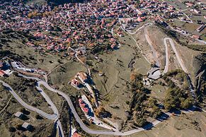 GM Luxury Suites Kalavryta