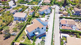 Casa Vacanze Mare Nostrum beach front