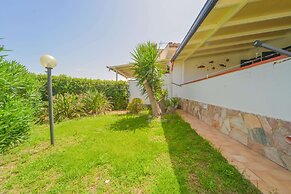 Casa Vacanze Mare Nostrum beach front