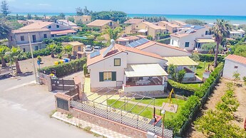 Casa Vacanze Mare Nostrum beach front