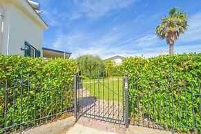 Casa Vacanze Mare Nostrum beach front