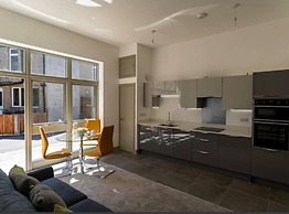 Impeccable 1-bed Apartment in Buxton Town Center