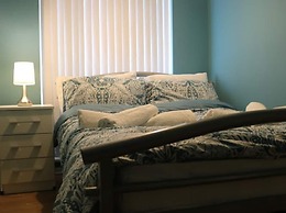 12 Guests 5-bedroom House in Central Birmingham