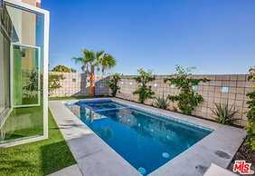 Breathtaking Luxury Villa Architectural Jewel