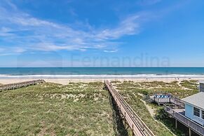 226 South Fletcher 3rd Floor 3 Bedroom Home by RedAwning