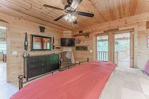 Powdermill Hill Cabin 3 Bedroom Cabin by RedAwning