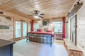 Powdermill Hill Cabin 3 Bedroom Cabin by RedAwning