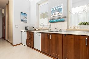 Ogarna Old Town Apartments by Renters