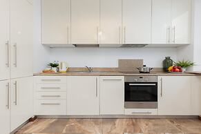 Warsaw Słomińskiego by Renters