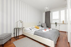 Warsaw Słomińskiego by Renters