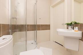 Warsaw Słomińskiego by Renters