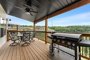 Escape Peak 5 Bedroom Home by RedAwning