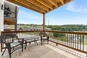 Escape Peak 5 Bedroom Home by RedAwning