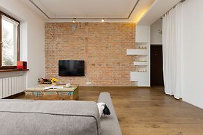 Studio Al.niepodległości by Renters