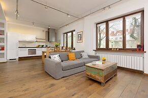 Studio Al.niepodległości by Renters