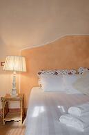 Maria Farmhouse Apartment in Wine Resort in Lucca