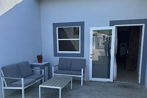 3 Bed Villa Sleeps 5 With Pets & Enclosed Garden