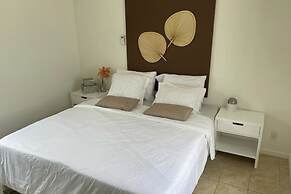 3 Bed Villa Sleeps 5 With Pets & Enclosed Garden