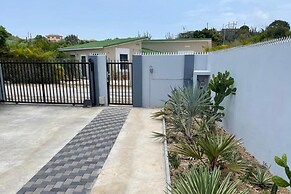 3 Bed Villa Sleeps 5 With Pets & Enclosed Garden