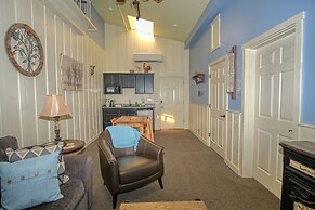 Country Willows Inn and Estate