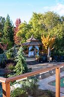 Country Willows Inn and Estate